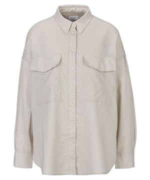 De Replay blouse combineert elegantie met moderne flair. Met haar vrouwelijke snit en hoogwaardige materialen is ze ideaal voor zowel formele als ontspannen gelegenheden. Veelzijdig en stijlvol, kan ze gemakkelijk gecombineerd worden met verschillende outfits en zorgt voor een verzorgde uitstraling.