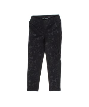 Leggings para niñas con un encantador estampado de Minnie, parte de una colaboración especial con Disney.

Estos leggings de talle alto ofrecen un ajuste cómodo y favorecedor, ideal para el uso diario o actividades más dinámicas.

Los bolsillos laterales añaden un toque práctico, mientras que el diseño combina diversión y funcionalidad.

Perfectos para pequeñas fanáticas de Disney que buscan estilo y comodidad en una prenda versátil.  
Composición: 77% Poliéster, 23% Elastano  
Cuidado:  
- Lavar a máquina en frío.  
- Usar colores similares en el lavado.  
- Evitar el uso de blanqueadores.  
- Secar a baja temperatura en la secadora.  
- No planchar.  
- No limpiar en seco.