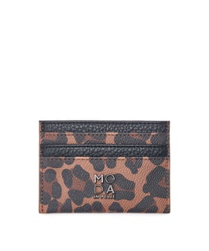 Looking for the perfect gift for a loved one or yourself? Meet Ali, our double sided card holder featuring 6 exterior card slots and on central slot with leopard lining for a pop of something special to the design. This cardholder comes with a Moda gift box.