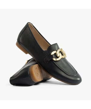 Remonte D0K09-14 Womens Shoes Blue

  
 *   Upper Material: Leather 
 *  Lining Material: Textile 
 *  Sole Material: Synthetic 
 *  Features: Comfort,Breathable 
 *  Toe Shape: Round 
 *  Shoe Width: Regular 
 *  Item Weight: 0.5 KG 
 *  Heel Height: Flat (Under 2.5cm) 
 *  Shoe Style: Loafer 
 *  Gift Boxed: No  Product Code: D0K09-14
