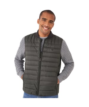 A must-have gilet. Cushioned to keep the heat in with a funnel neck, two pockets and an exposed zip pull, it’s filled with a feather-free wadding that’s as cosy as it is lightweight. Layer over a jumper.