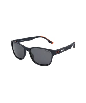 Estas gafas de sol para hombres de Kodak combinan un diseño deportivo y moderno con detalles vibrantes que las hacen destacar.

Forma y diseño:
- Gafas de sol Kodak con forma rectangular curva.

Material del armazón:
- Hechas de Nylon TR90, un material ultra-ligeros, flexible y resistente, estas gafas garantizan comodidad todo el día.

Patillas:
- Las patillas también están hechas de TR90, a juego con el material del armazón.

Detalles de la marca:
- Marca Kodak en las patillas.

Lentes:
- Polarizadas: Sí.
- Progresivas: Sí, compatibles con lentes progresivas.
- Graduación: Sí, adaptables a tus necesidades visuales.
- Protección 100% UV400.

El color de los lentes de las gafas puede variar ligeramente de las imágenes debido a efectos de iluminación o ajustes en el acabado del material, ¡pero siempre mantendrán su estilo y calidad!
Medidas: Altura del lente: 39 mm. Ancho del lente: 54 mm. Puente: 16 mm. Patillas: 145 mm.
Composición: Nylon TR90
Cuidado:
Utiliza un paño de microfibra para limpiar los lentes y evitar rayones.
