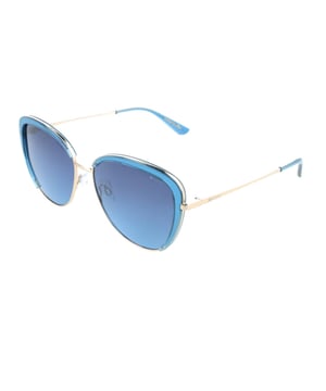 If you like to wear the latest in fashion and accessories are vital for your overall image, don't miss out on the Kodak CF90039 Women's Sunglasses.

 Shape and design:
 - These sunglasses feature a classic cat-eye design.

 Frame Material:
 - The frame of these glasses is made entirely of metal with injected polycarbonate details.
 - The use of metal provides durability, lightness and an elegant finish to the frame.

 Sideburns:
 - The temples are also made of metal, matching the frame material.
 - The metal on the temples adds strength and stability to the structure of the glasses.

 Brand details:
 - Kodak branding on temples.

 Glasses:
 - Polarized: Yes.
 - Progression: Yes, compatible with progressive lenses.
 - Graduation: Yes, adaptable to your visual needs.
 - 100% UV400 protection.

 The color of the sunglasses lenses may vary slightly from the images due to lighting effects or adjustments in the material finish, but they will always retain their style and quality!
 Measures: Lens height: 50 mm. Lens width: 56 mm. Bridge: 15 mm. Temples: 140 mm.
 Composition: Metal
 Care:
Use a microfiber cloth to clean the lenses and avoid scratches.