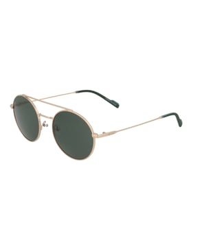 These casual Kodak sunglasses combine classic design and functionality with a metal frame and round polarized lenses. They offer reliable UV protection, reflecting the quality and optical precision characteristic of the Kodak brand.

 Shape and design:
 - These Kodak sunglasses have a classic round shape.
 - Double bridge.

 Frame Material:
 - The frame of these glasses is made entirely of metal.
 - The use of metal provides durability, lightness and an elegant finish to the frame.

 Metal temples:
 - The temples are also made of metal, matching the frame material.
 - The metal on the temples adds strength and stability to the structure of the glasses.

 Brand details:
 - Kodak branding on temples.

 Glasses:
 - The lenses are polarized.
 - Progressive: Yes.
 - Adjustable: Yes.
 - 100% UV400 protection.

 The color of the sunglasses lenses may vary slightly from the images due to lighting effects or adjustments in the material finish, but they will always retain their style and quality!
 Measures: Lens height: 47 mm. Lens width: 51 mm. Bridge: 20 mm. Temples: 145 mm.
 Composition: Metal
 Care:
Use a microfiber cloth to clean the lenses and avoid scratches.