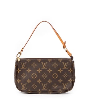 Louis Vuitton Tassen Accessory Pouch  Handtas in de Bruin Gecoat canvas in de Gouden Messing  hardware. Het product is in In Uitstekende Staat (A).
  Afmetingen: 21x13x3 cm 
  Inclusief accessoires: 
      
  BrandCo Paris vindt zeldzame artikelen in de beste staat voor ongelooflijke prijzen. Het is de moeite waard om geduldig te zijn! Koop met vertrouwen: alle artikelen van BrandCo Paris worden zorgvuldig geselecteerd en geverifieerd door ons team van experts.

  Alle artikelen worden geleverd met een certificaat van echtheid en verpakt door BrandCo Paris.

  Classificatietabel voor de conditie van het artikel:

  N (als nieuw)
  AA (perfecte staat)
  A (uitstekende staat)
  AB (zeer goede staat)
  B (goede/redelijke staat)