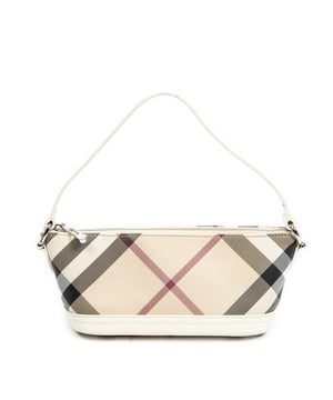 Burberry Bolsas Zip Accessory Pouch  Bolso en Beige/Marfil Lona recubierta y Plata hardware. El producto está en en Perfectas Condiciones (AA).
  Dimensiones: 20.5x10.5x10 cm 
  Accesorios incluidos: 
    
  BrandCo Paris encuentra artículos raros y en las mejores condiciones a precios increíbles. ¡Vale la pena tener paciencia! Compra con confianza: todos los artículos de BrandCo Paris son seleccionados y autenticados cuidadosamente por nuestro equipo de expertos.
  Todos los artículos vienen con un certificado de autenticidad y un embalaje entregado por BrandCo Paris.
  Tabla de clasificación de la condición del artículo
  N (como nuevo)
  AA (perfecto estado)
  A (excelente estado)
  AB (muy buen estado)
  B (bueno/regular)