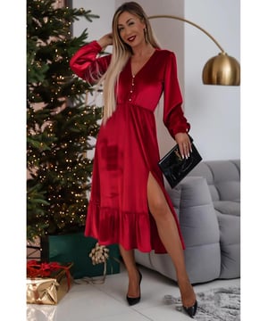 Luxurious velvet fabric
  Elegant V
  neckline with button detailing
  Stylish puff sleeves
  Delicate ruffled hemline
  Flattering split
  Perfect for formal and semi
  formal occasions
  Please refer to the size chart before placing your order
Material: 95% Polyester 5% Elastane