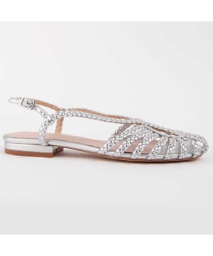 Casual Sandale für Damen. Innensohle aus 100% natürlichem Leder. Bequeme Passform. Hergestellt von anderen Marken für unsere Marke.