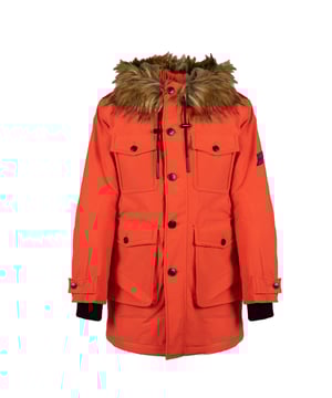 La chaqueta con capucha es la combinación perfecta de estilo y funcionalidad, ofreciendo comodidad y protección en los días más fríos, permitiéndote sentirte libre y a la moda sin importar el clima.

El forro acolchado hace que incluso los días más fríos sean más agradables, y tú puedes disfrutar del calor y la comodidad durante cualquier actividad al aire libre.

Cuatro bolsillos en la parte delantera ofrecen mucho espacio para guardar elementos esenciales como un teléfono, llaves o billetera, lo que hace que la chaqueta no solo sea elegante, sino también práctica.

Una chaqueta con cierre es garantía de facilidad y rapidez para ponerse y quitarse, lo cual es extremadamente útil en condiciones urbanas dinámicas y más allá.

Los ajustadores en las mangas aseguran un ajuste perfecto y protección adicional contra el viento, permitiéndote disfrutar del calor sin preocuparte por las corrientes de aire.

El capó de piel con aislamiento no solo es un detalle elegante, sino también una capa adicional de protección contra el frío, lo que hace que la chaqueta sea ideal para los días de invierno.

El color uniforme de la chaqueta añade elegancia y versatilidad, facilitando su combinación con cualquier atuendo, independientemente de la ocasión.

El detalle de marca en el hombro es un toque sutil, pero distintivo, que resalta la alta calidad y el prestigio del producto, haciendo que te sientas especial al usar esta chaqueta.