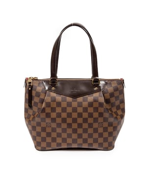 Louis Vuitton Tassen Westminster PM Schoudertas in de Bruin Gecoat canvas in de Gouden Messing  hardware. Het product is in In Perfecte Staat (AA).
  Afmetingen: 30x26.5x16 cm 
  Inclusief accessoires: None
      Conditie Notes: slightly worn straps
  BrandCo Paris vindt zeldzame artikelen in de beste staat voor ongelooflijke prijzen. Het is de moeite waard om geduldig te zijn! Koop met vertrouwen: alle artikelen van BrandCo Paris worden zorgvuldig geselecteerd en geverifieerd door ons team van experts.

  Alle artikelen worden geleverd met een certificaat van echtheid en verpakt door BrandCo Paris.

  Classificatietabel voor de conditie van het artikel:

  N (als nieuw)
  AA (perfecte staat)
  A (uitstekende staat)
  AB (zeer goede staat)
  B (goede/redelijke staat)