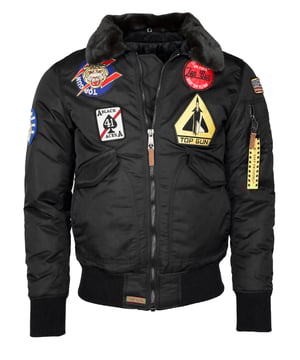 De unieke Top Gun-stijl komt terug in dit hippe nylon jack. Het is goed gevoerd en heeft de typische mouwzak met ritssluiting - het is dus moeilijk om de nonchalance van het dragen van dit jack te overtreffen. Het elastische breisel aan de manchetten, tailleband en kraag zorgt voor een ideale pasvorm. Visueel aantrekkelijk borduursel en een zachte voering sieren dit jack. Twee zijzakken met knoopsluiting bieden veel opbergruimte. Aan de binnenkant zitten nog twee extra zakken. Deze jas is een absolute blikvanger voor het koude seizoen.