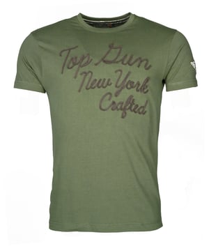 Der einzigartige Top Gun Stil spiegelt sich in diesem hippen Shirt. Mit aufgesticktem Schriftzug "Top Gun New York crafted" und dem bequemen Schnitt ist dieses Shirt ein aboluter Hingucker.