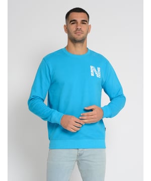 Het Nassau Beach sweatshirt combineert casual comfort met stijlvol design. Met een gedrukt logo op de borst en opvallende letters op de achterkant is het een echte blikvanger. De zachte, ademende stof maakt het comfortabel om te dragen, terwijl de klassieke snit een knusse pasvorm biedt. Ideaal voor koele dagen en ontspannen vrijetijdslooks - perfect voor iedereen die waarde hecht aan kwaliteit en modieuze details.