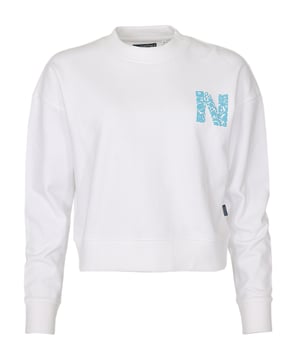 NB Logo Het blauwe Nassau Beach sweatshirt combineert comfort met een modern ontwerp. Met een gedrukt logo op de borst en gedrukte letters op de rug is het een stijlvolle blikvanger. De zachte, ademende stof zorgt voor een behaaglijk gevoel, terwijl de geribde boorden een perfecte pasvorm bieden. Ideaal voor koele dagen en casual vrijetijdslooks - perfect voor iedereen die kwaliteit en trendy design waardeert.