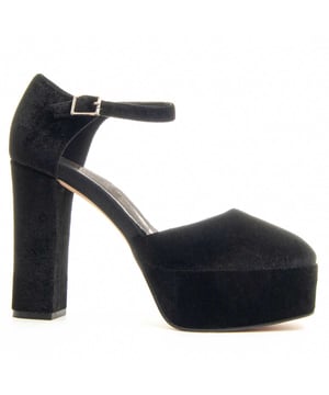 Zapato de tacón para mujer. Ajuste cómodo. Plantilla acolchada. Suela antideslizante. Costuras reforzadas. Fabricado por otras marcas para nuestra marca.