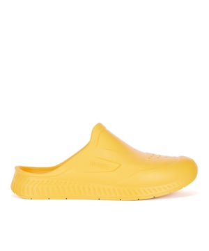 New modern BOSS approach on sandal collection. Full rubber sabot upper design enriched by BOSS logo debossed on the side and big embossed logo on the insole. Full colour offer to give a seasonal twist to sandal collection.