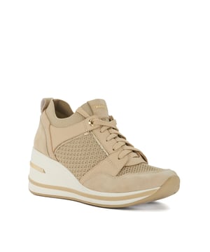 Add a contemporary twist to your trainer selection with the Eiline 2. This lace-up style has zip detailing down the front for a modern, sporty look. Made from a combination of soft textured fabrics and featuring a wedge sole, this stylish design offers comfort and height.