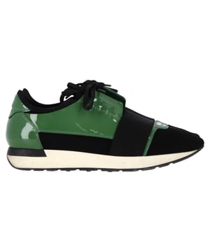 VINTAGE, RRP AS NEW
The Balenciaga Race Runner Sneakers in Green Patent Leather offer a chic and sporty edge to your footwear collection. Crafted from a combination of patent leather and mesh, these sneakers feature a sleek covered-toe design and stylish strap detailing on the vamps. The tie-up fastenings provide a custom fit, while the leather-lined insole and sturdy base ensure comfort for all-day wear. Perfect for a fun day out or adding a modern twist to your everyday outfits, these sneakers are both stylish and practical.


with  Box, Dust bag

Balenciaga Race Runner Sneakers in Green Patent Leather
Condition: Very good
Signs of wear: Include Box., Minor markings, Lightly used but very well maintained. Minor mark at soles & creasing, light scuffing at the soles and heels.
Packaging: Box, Dust bag
Color: Green
Material: Leather | patent leather
Size: EU | 39
Measurements: Heel height: 11; Insole length: 110
SKU: NAPPUGBSH457665W