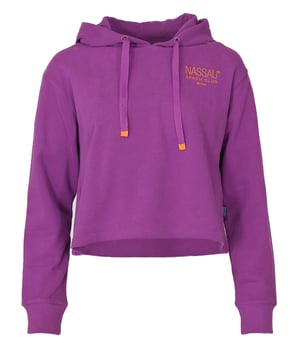 NB Logo  Der Premium Nassau Beach Cropped Hoodie vereint modernen Stil mit luxuriösem Komfort. Mit einem elegant bestickten Schriftzug auf der Brust und einem bestickten Logo auf dem Rücken ist er ein stilvoller Blickfang. Der weiche, atmungsaktive Stoff und der trendige, verkürzte Schnitt sorgen für eine perfekte Passform und setzen modische Akzente. Ideal für trendige Freizeitlooks – perfekt für alle, die Wert auf Qualität und modisches Design legen.