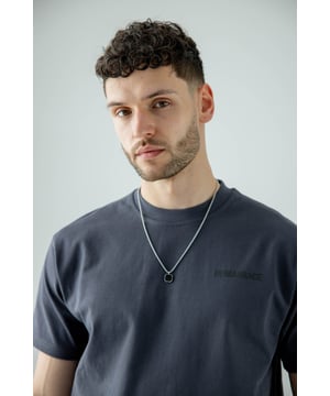 Whether worn as a statement piece for formal occasions or as a subtle accent to everyday attire, this men's silver necklace with a black pendant exudes confidence and sophistication. It serves as a timeless symbol of refined masculinity, destined to become a cherished accessory that effortlessly complements the discerning gentleman's style.