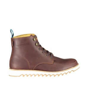 Producto: Botín de poliéster marrón  
Material: 20% poliéster 60% cuero 20% polietileno  
Diseño de cordones para un ajuste ceñido  
Sole de contraste llamativo  
Iconica marca del logo de Levi??  
Diseñado para la resistencia y flexibilidad  
Perfecto para aventuras urbanas  
Color: Marrón  
País de origen: CN  
Género: Hombres