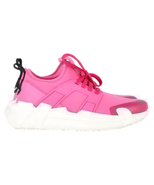 VINTAGE, RRP AS NEW
 The Moncler Lunarove Lace-Up Sneakers in Pink Neoprene bring a fresh, sporty edge to your footwear collection with their soft pink neoprene construction and sleek, contemporary design. Featuring the brand's signature logo detailing and a comfortable lace-up closure, these sneakers offer both style and functionality for everyday wear. The vibrant pink hue adds a playful pop to any outfit, making them a statement piece that stands out. Pair them with a casual oversized sweatshirt and joggers for a laid-back, fashion-forward look, or dress them up with a mini skirt for a chic, unexpected twist.

Moncler Lunarove Lace-Up Sneakers in Pink Neoprene

Condition: Very good
Signs of wear: Minor signs of wear
Packaging: Box
Color: Pink 
Material: Neoprene
Size: EU | 38
Measurements: Heel height: 500; Insole length: 320
SKU: NAPPUGBSH458840W