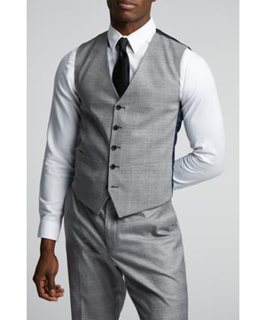 Contemporary design meets heritage influence with Antique Rogue. Designed for the true trendsetter, an eye-catching colour palette spans across checked fabrics, bright plaids, and textures that elevate suits, shirts, and more. Antique Rogue's unique suits combine legendary British tailoring with distinctive styling, coming together to create a timeless range that can be dressed up or down.