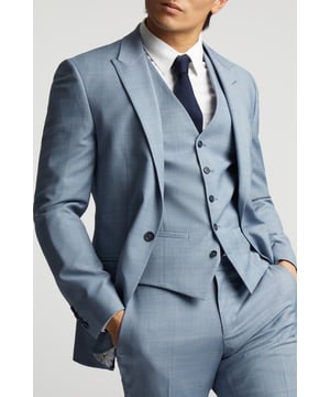 A classic recapture of British tailoring - Alexandre of England present the Ice Blue Check tailored fit suit jacket. Made in a luxurious wool blend, for guaranteed comfort and style for your next formal occasion.With a sleek single-breasted, one button fastening, this jacket also features a peak lapel, 2 straight flap pockets and printed lining for added impact.Pair with the matching trousers and waistcoat for head-to-toe sophistication.