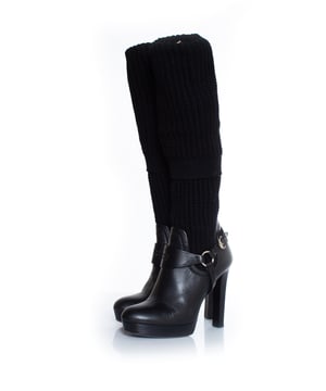 VINTAGE, RRP AS NEW
Gucci, Black over knee sock boots. The item is in good condition and comes with box and dustbag.
 • CONDITION: good condition 

• SIZE: 39.5

• INSOLE MEASUREMENTS: 25.5 cm

• HEEL MEASUREMENTS: 12 cm PLATFORM: 2.5 cm

• SHAFT HEIGHT: 60 cm WIDTH TOP: 9 cm (stretch)

• FABRIC: leather, wool 

• COLOUR: black