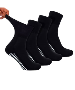 Dr.Socks 4er-Pack Kurze Bambus-Diabetikersocken mit Grips: Dr.Socks ist eine Marke, die darauf abzielt, Innovationen zu schaffen, um Ihre Füße komfortabel zu halten. Wir glauben an die Wichtigkeit, auf Ihr Wohlbefinden zu achten. Durch die Verwendung hochwertiger Materialien kann Dr.Socks einige der besten Socken herstellen, die dabei helfen, gesundheitliche Probleme, die unsere Füße betreffen, zu lindern. Bambus ist bekannt dafür, luxuriös weich und bequem zu sein und ist überlegen gegenüber Baumwolle. Seine natürlichen feuchtigkeitsregulierenden Eigenschaften helfen, die Füße schweißfrei zu halten, was die Atmungsaktivität und den gesamten Komfort verbessert. Diese Socken sind zudem mit rutschfesten Griffpunkten an der Sohle ausgestattet, um maximalen Halt auf harten Oberflächen wie Holz und Laminat zu gewährleisten, was sie ideal für entspannte Stunden zu Hause macht. Diese Socken sind besonders für Menschen mit Diabetes geeignet, die an schlechter Durchblutung oder geschwollenen Knöcheln leiden. Das kurze Knöchel-Design ist perfekt gefertigt und ideal für zusätzlichen Komfort bei warmem Wetter. Dr.Socks Diabetikersocken bestehen aus 43% Viskose aus Bambus, 40% biologischer Baumwolle, 12% Polyester, 3% Polyamid und 2% Elasthan und sind in Schwarz oder Weiß erhältlich. Sie sind in 4 Größen verfügbar: 4-7 UK, 6-8 UK, 9-11 UK und 12-14 UK und sind sicher maschinenwaschbar. Zusätzliche Produktdetails: Dr.Socks Bambus-Diabetikersocken 4 Paare pro Packung Rutschfeste Gripper Kurze Knöchelhöhe Superweiche Bambusfasern Extra breiter, nicht elastischer Bund Gerippte Design Socken Handverknüpfte, glatte Zehen Diabetikerfreundlich.