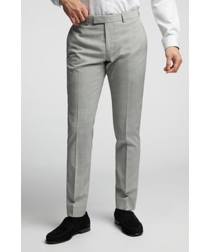 A classic recapture of British tailoring - Alexandre of England present the Ice Grey Check tailored fit suit trouser. Made in a luxurious wool blend, for guaranteed comfort and style for any occasion.Pair with the matching jacket and waistcoat for head-to-toe sophistication.