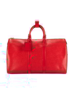 Louis Vuitton Taschen Keepall 45 Reisetasche und Rot Kalbsleder und Goldenes Messing hardware. Das Produkt ist auf In Uitstekende Staat (A).
  Abmessungen: 48x28x20 cm 
  Zubehör inklusive: "Luggage Tag, Handle strap, Lock, Keys"
  
  BrandCo Paris hat seltene Artikel und die besten Konditionen zu unglaublichen Preisen vorgestellt. ¡Vale la pena tener paciencia! Kaufen Sie mit Vertrauen: Alle Artikel von BrandCo Paris sind von unserem Expertenteam ausgewählt und authentisch.
  Alle Artikel enthalten ein Echtheitszertifikat und wurden von BrandCo Paris übernommen.
  Tabelle zur Klassifizierung des Artikelzustands
  N (wie neu)
  AA (perfekter Zustand)
  A (ausgezeichneter Zustand)
  AB (sehr guter Zustand)
  B (gut/mittelmäßig)