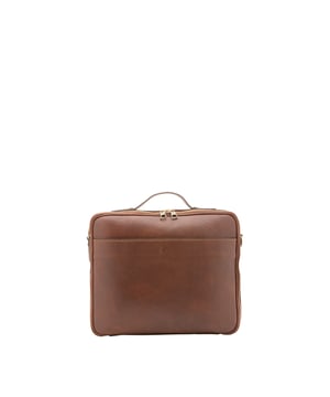 Bolso unisex. El cierre es con cremallera. Los bolsillos internos son uno abierto. Los bolsillos externos son un frente abierto. La bandolera es ajustable y extraíble en piel. El mango es de piel. Hay un compartimento interno. El material exterior es 100% Piel Auténtica. Internamente está forrado en algodón. Medidas: 38x32x6 cm. Hecho en Italia