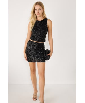 Nomatter-What bietet eine Kollektion für starke, einzigartige und stilbewusste Frauen. Hochwertige Stoffe und moderne Designs vereinen Komfort und Eleganz für jeden Anlass. Ob Alltag oder besondere Events – unsere Liebe zum Detail macht den Unterschied. Entdecken Sie zeitlose Ästhetik mit femininen Akzenten und heben Sie Ihren Stil auf ein neues Level. Mit "Nomatter-What" finden Sie die perfekte Kombination aus Ausdrucksstärke und Eleganz.