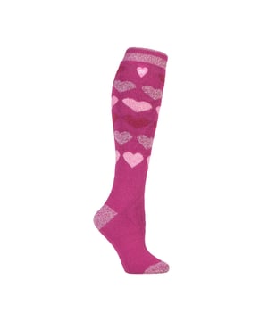 Calcetines largos Heat Holders Lite para mujer: Ya están aquí los nuevos calcetines Heat Holders Lite. ¡Ahora con un estilo extra largo! Los creadores de Heat Holders han escuchado las peticiones de los clientes para crear un calcetín térmico que no sea tan grueso, ahora los Heat Holders pueden caber en un zapato de vestir normal o en una zapatilla deportiva. Sin embargo, su sólido índice de 1,6 tog significa que tus pies seguirán estando muy calientes. Con muchos estilos fabulosos de marga entre los que elegir, tus pies estarán elegantes y calientes al mismo tiempo, ¿quién no querría eso? Esta versión de los calcetines Heat Holders Lite es extra larga, llegando justo por debajo de la rodilla, dándote más calor para toda la pierna. Características principales. Heat Holders Yarn - Nuestro hilo térmico especialmente desarrollado proporciona un aislamiento de alto rendimiento contra el frío con una capacidad superior de transpiración de la humedad. Heat Holders Loops - La innovadora tecnología de tejido de punto produce nuestra exclusiva pila acolchada con bucles extralargos para retener más aire caliente, aumentando el índice TOG. Heat Holders Brushing - Por último, nuestro experto proceso de cepillado maximiza la cantidad de aire caliente retenido en el interior de cada calcetín para ofrecer una calidez total y comodidad durante todo el día. Heat Holders Lite Long Tog rating - Estos calcetines están científicamente probados para ser 5 veces más cálidos que un calcetín básico de algodón, con un tog rating de 1,6. Esta nueva versión de los calcetines Heat Holders resuelve el problema del "grosor excesivo" de los calcetines Heat Holders originales. Estos calcetines están hechos de 91% acrílico, 5% nylon, 3% poliéster, 1% elastano, y son de la talla 4-8 UK.