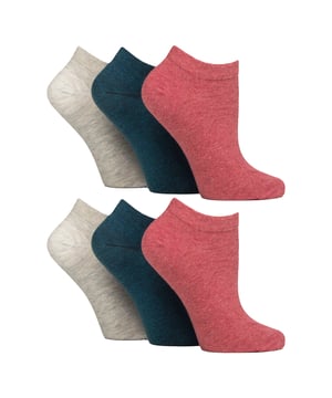 Gentle Grip - Ladies 6 Pack Diabetic Trainer Socks: Discover the ultimate solution for diabetic foot care with Gentle Grip's specially crafted diabetic socks for women. Engineered by technical experts, these Gentle Grip Diabetic Trainer socks offer a tailored approach to diabetic foot health with a low cut trainer length, perfect for the Spring & Summer seasons. Experience unparalleled comfort with these luxuriously soft cotton-rich socks, meticulously designed to securely hold ankles without elastication, eliminating the tightness that can pose problems for those with circulatory issues. Featuring hand-linked toes for smooth seams, these socks prioritise comfort for diabetics, preventing irritation and soreness. . The specially shaped and woven Honeycomb Tops effortlessly conform to the contours of your ankle, eliminating uncomfortable constriction rings, crucial for diabetic individuals. Trust in Gentle Grip's commitment to comfort and quality, ensuring your feet receive the care they deserve. These socks come in 6 pair packs and are available in 6 different options. They are made from: 77% Cotton, 15% Polyester, 1% Elastane. They come in Ladies One Size 4-8 UK and are Machine Washable. Extra Product Details: Gentle Grip Diabetic Trainer Socks  NON ELASTIC Ankle Top Smooth Toe Seam HoneyComb Top Hand Linked Toe Seam Soft Touch Cotton Designed For Diabetes Ideal for Large or Swollen Legs