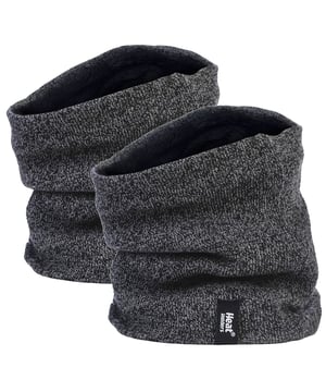 Heat Holders - Jersey térmico de invierno para hombre: Disfruta de una calidez insuperable y una comodidad de otro mundo con el calentador térmico de cuello de invierno para hombre Heat Holders. Diseñado para una adaptabilidad total, este calentador de cuello está listo para combinar con abrigos casuales o abrigos formales, convirtiéndose en una adición inteligente a su colección de invierno. Siente la máxima comodidad que promete este calentador de cuello, un esencial para cada salida helada. Al deslizarse sobre la piel, el tacto acogedor y afelpado crea una sensación envolvente cada vez que te lo pones. Colócalo sobre el cuello para un calor inmediato o súbelo para una mayor protección. Un ajuste esculpido que se amolda alrededor del cuello y la barbilla. Es como tu escudo personal contra los vientos cortantes, con el máximo aislamiento. Corrientes de aire molestas: ¡olvídate de los calentamientos! Nuestros calentadores de cuello son sus mini mantas calientes, dirigidas a zonas sensibles como el cuello y la parte inferior de la cara. . Detalles esenciales del producto: - Excepcional retención del calor - Hilo térmico de alta calidad - Diseño ingenioso - Perfecto para cualquier escapada invernal - Adecuado para tallas únicas