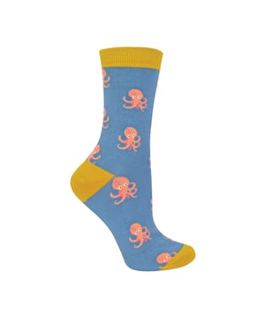 Miss Sparrow Bamboo Patterned Animal Socks: Miss Sparrow prides their products on the philosophy of making your feet feel fabulous all year round. Whether it's their chic and stylish products, they bring you unique, exciting and fashionable accessories, full of individuality to give you the confidence to be you. If you’re after great bamboo socks with very bright, funky and crazy colours then these bunch of Miss Sparrow Socks are perfect! With loads of patterns like spots, stripes, zig zags and more! You’ll be sure to find the perfect pair to jazz up your feet!. Their socks will keep your toes warm and make your loved ones smile on special occasions. They would even make a wonderful gift for yourself or a loved one. These socks are breathable, hypoallergenic antibacterial and super soft. There are many patterns available including: Puffins, Frogs, Penguins and even more!. These range of socks are made from 54% Bamboo, 22% Cotton, 16% Polyester, 6% Nylon, 2% Elastane. They are womens size 4-7 UK. Machine washable under 40. Do not dry clean. Do not iron. Do not bleach. Extra Product Details: Ladies Miss Sparrow Socks Novelty Bamboo Socks A Great Gift Bamboo Rich Fibres Funky Patterns Super Soft & Breathable Hypoallergenic Antibacterial Machine Washable Under 40