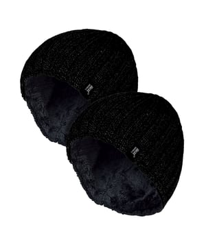 Heat Holders - Gorro de canalé grueso: Disfruta del calor y de un estilo inigualable con el accesorio de invierno definitivo, el gorro de canalé grueso de Heat Holders. Con su atractivo diseño acanalado y la revolucionaria tecnología Heatweaver, este gorro proporciona una calidez y un confort inigualables, por lo que es perfecto para cualquier conjunto de invierno. Repleto de calor superior, comodidad excepcional, eficaces propiedades de evacuación de la humedad, durabilidad y estilo, Heat Holders es su marca de confianza para combatir las condiciones gélidas. Su lujoso forro polar Heatweaver garantiza una capa extra de suavidad y aislamiento, manteniéndote cómodo y abrigado durante el día. El gorro Chunky Ribbed, confeccionado con fibras de alta calidad, hace gala de una meticulosa atención al detalle, lo que garantiza un producto resistente y duradero. Su versatilidad en el diseño incluye los exteriores de punto de cable y el forro polar, ofreciendo el máximo confort sin prescindir del estilo. Los gorros Heat Holders son ideales para mantener la cabeza caliente incluso en los días más fríos del invierno. Con su avanzada tecnología de aislamiento y sus materiales transpirables y ligeros, ofrecen un confort de alto nivel que hace que apenas notes que los llevas puestos. Detalles esenciales del producto: - Tecnología Heatweaver avanzada - Lujoso forro polar - Material de gama alta - Suave diseño de gorro acanalado - Perfecto para climas fríos - Lavable a máquina