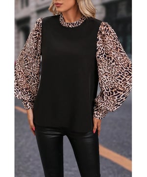 Diseño intelectual y elegante  
Silueta de patchwork  
Collar de leopardo en contraste y mangas de farol  
Seducedor diseño de espalda con ojal  
Combina bien con jeans y pantalones de traje  
Consulta más blusas para mujeres en nuestro sitio web  
Tabla de tallas disponible  
Material: 100% Poliester
