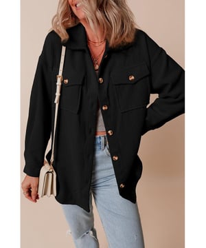 Black corduroy shacket
  Functional flap pockets
  Button
  up closure
  Shirt collar for a sophisticated touch
  Perfect for a cozy and stylish feel
Material: 75% Polyester 20% Viscose 5% Elastane