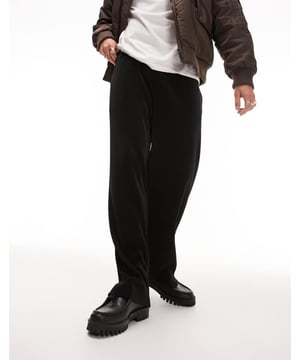 Joggers by Topman Welcome to the next phase of Topman Elasticated waistband Side pockets Straight fitSold By: Asos