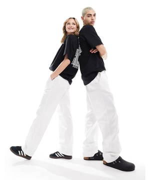 Trousers & Leggings by Dickies Make your jeans jealous Wrinkle and stain-resistant Designed to sit at the waist Belt loops Hook-and-bar zip fly Functional pockets Branded patch Loose fit Straight leg Unisex style Sizing on this style runs small Size up for a more regular fitSold By: Asos