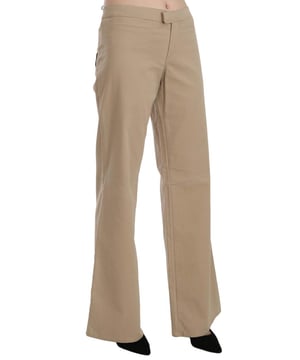 Brand nieuwe Just Cavalli Broek  
Kleur: Beige  
Tussen taille flare broekdesign  
Ritssluiting  
Gemaakt in Italië  
Logo details  
Materiaal: 96% Katoen 4% Andere materialen