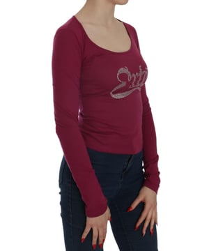 Marca: EXTE  
Color: Fucsia con Adornos de Cristal  
Modelo: U  
Blusa de Manga Larga con Escote  
Detalles del logo  
Material: 65% Poliéster 35% Algodón