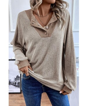 El panel de contraste de color añade detalle  
La textura acanalada realza el diseño  
Corte holgado para mayor comodidad  
Fácil de combinar con jeans, zapatillas y bolsos  
Disponible en una variedad de tamaños  
Alta elasticidad, ideal para looks casuales o athleisure  
Material: 97% poliéster 3% elastano  
