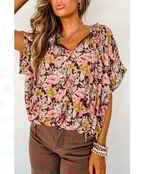 Pink floral print
  Bubble hem
  Split neck design
  Cuffed short sleeves
  Loose fit
  Versatile pairing options
  Check out our Dropship women?? blouses collection for more chic styles
  See the size chart for the perfect fit
Material: 100% Polyester