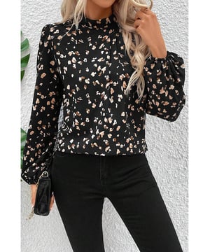 Black Leopard Print Lantern Sleeve Mock Neck Pleated Blouse
  Mock neck design
  Eye
  catching leopard pattern
  Stylish lantern sleeves
  Flattering pleated detailing
  Perfect for casual outings and special occasions
  Available in sizes S M L XL
Material: 100% Polyester