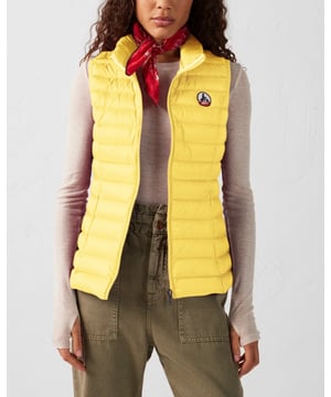 Discover unparalleled comfort and warmth with the JOTT Seda Down Gilet, perfect for casual outings with its stylish padded design.