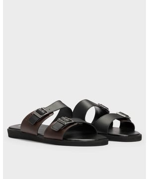 With two-tone straps in synthetic coated fabric, these timeless BOSS Menswear slides have a soft, lightweight construction for daily wear. Subtle embossed logo. 

Fastening top: Buckle closure
Fully lined
Packaging: Box

Upper material: 55% Polyurethane, 45% Polyester, Lining: 65% Polyurethane, 35% Polyester, Sole: 100% Ethylene vinyl acetate, Innersole: 65% Polyurethane, 35% Polyester 
50541765